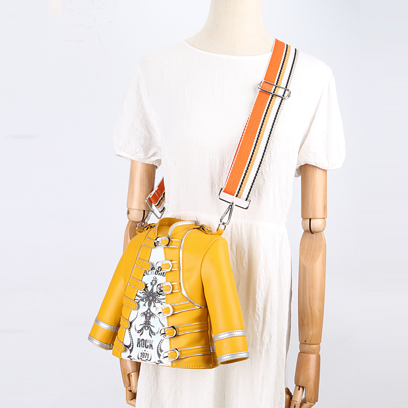 Clothes styling cossboday bag