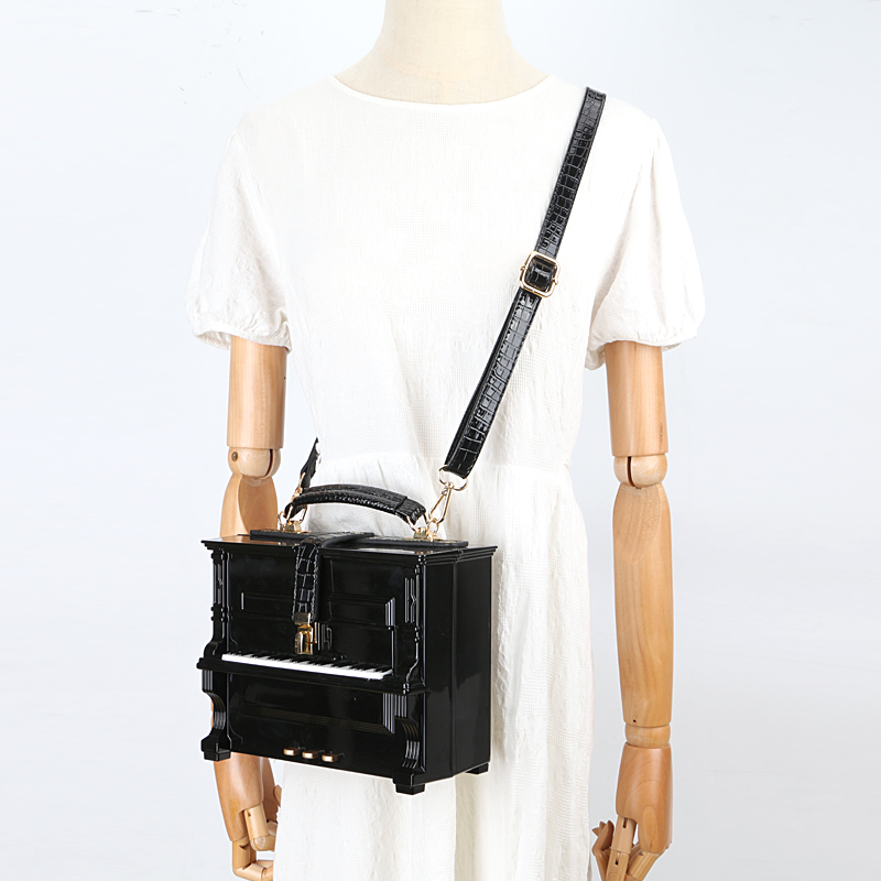 piano modeling handbag