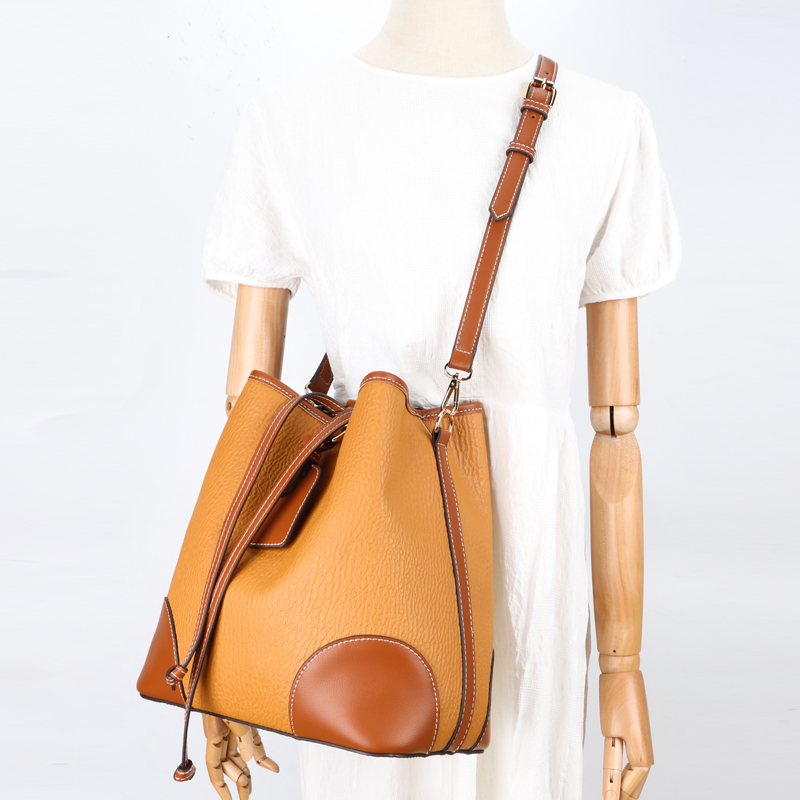 Fashion handbag