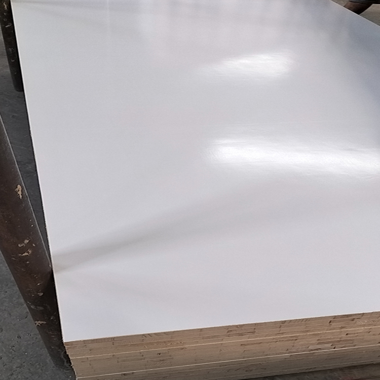 Melamine surface block board