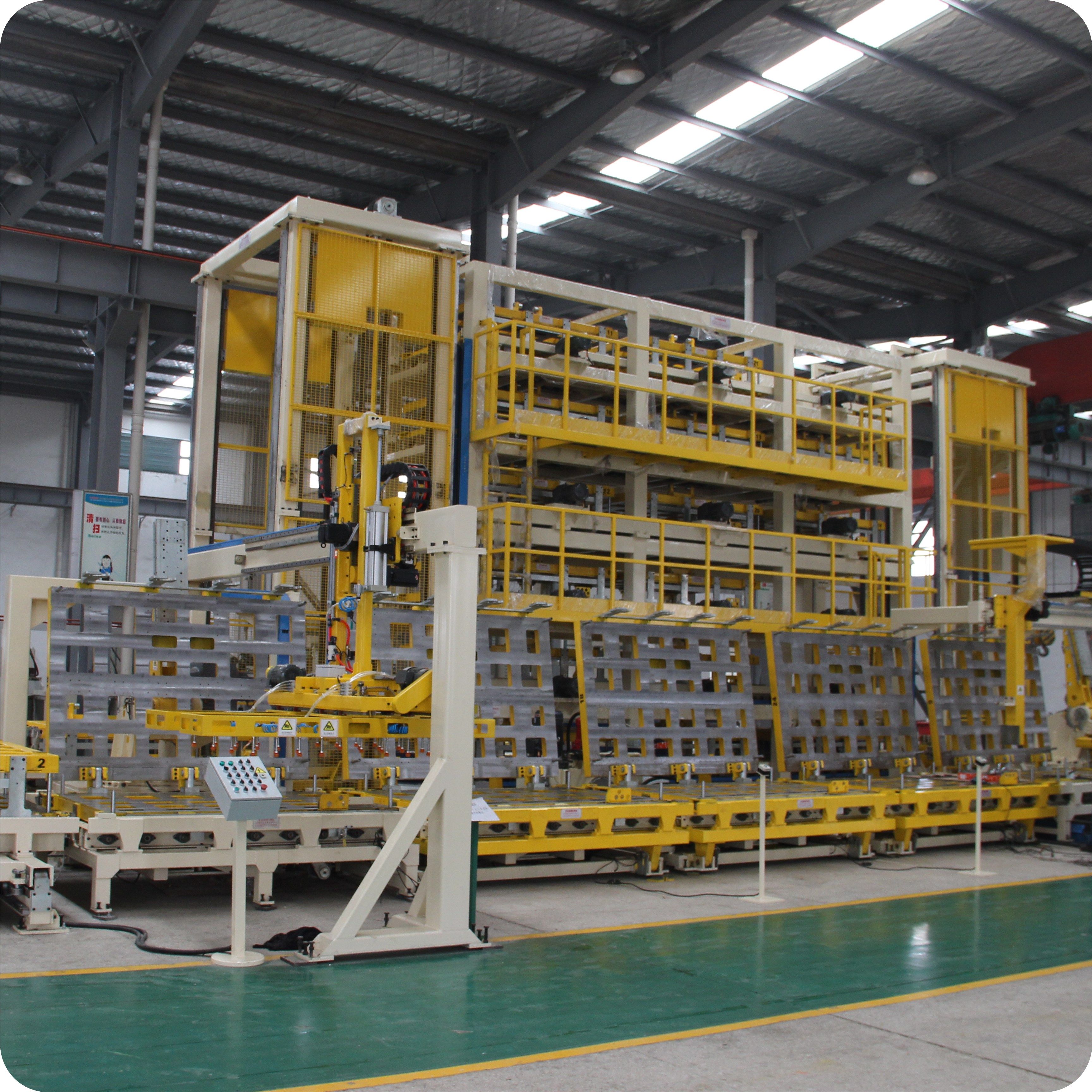 New design tower type refrigerator door foaming machine