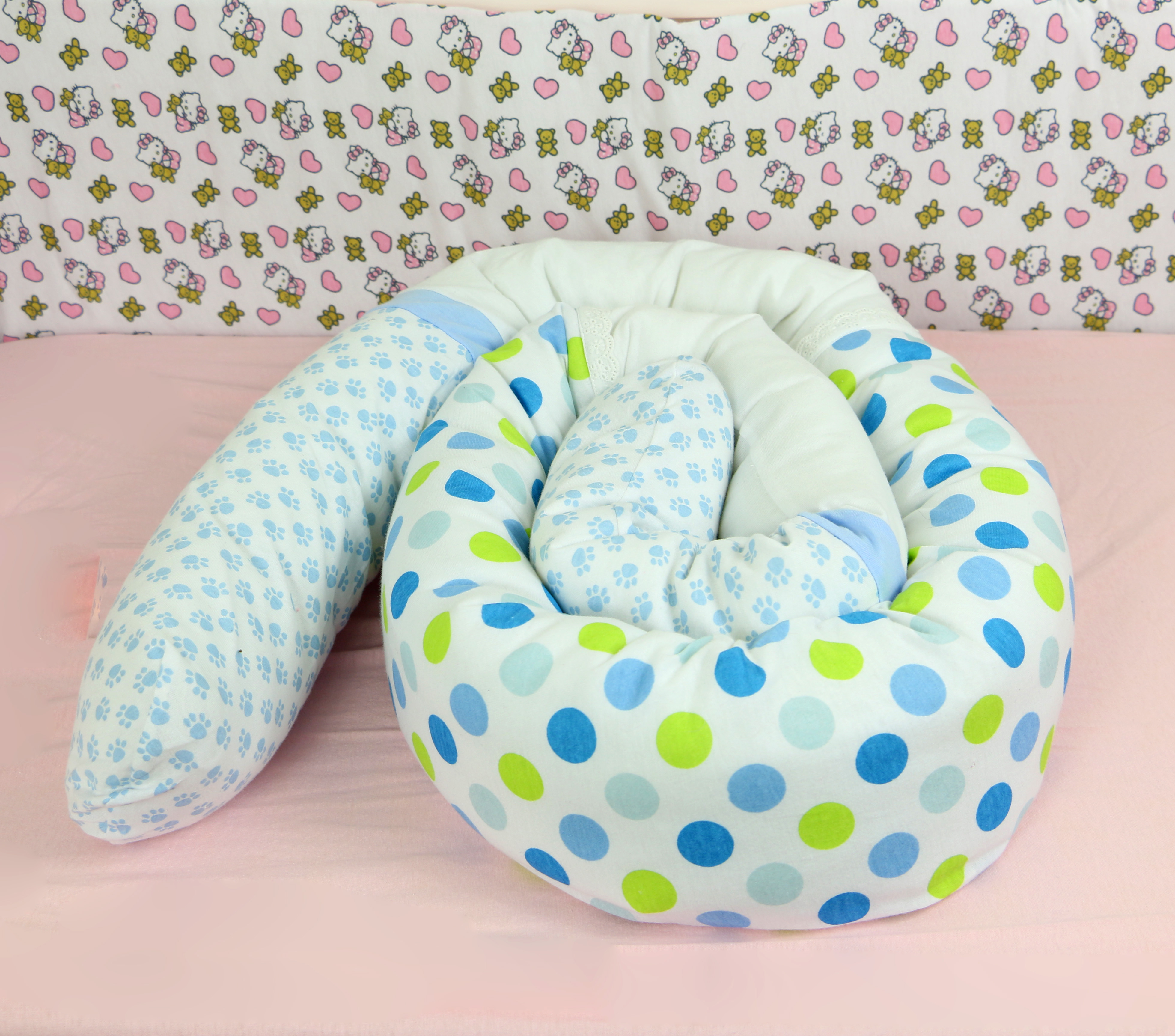 Baby snake pillow