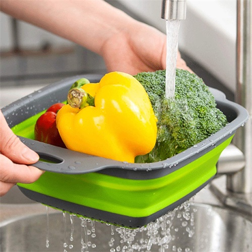 BPA Free Food Strainer Vegetable Fruit Baskets Collapsible Colander With Handle Over Sink