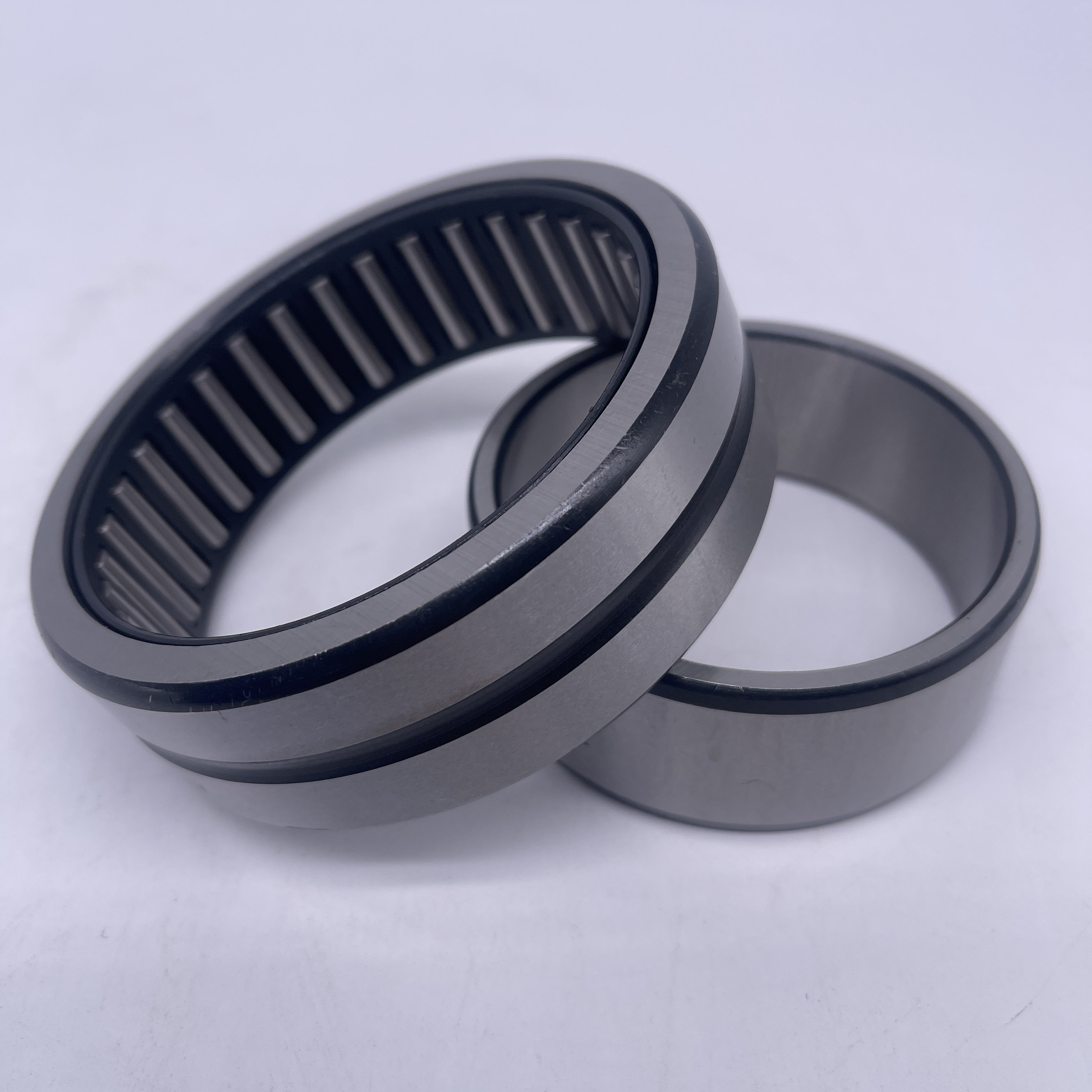 Needle roller bearing