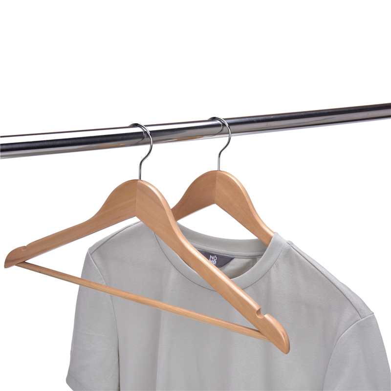BSCI and FSC certificated wooden hanger with notches and bar storage household products