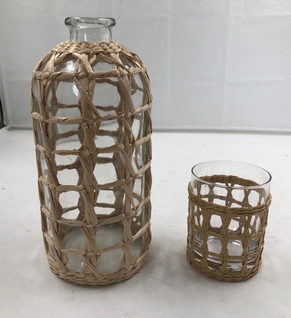Glass woven cold water bottle