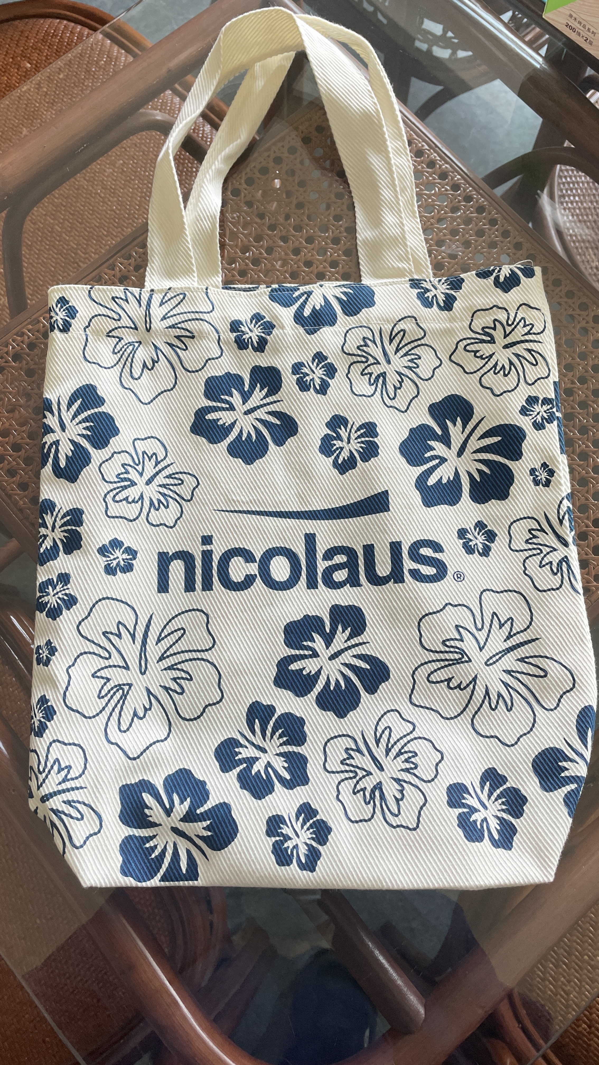 The handbag
