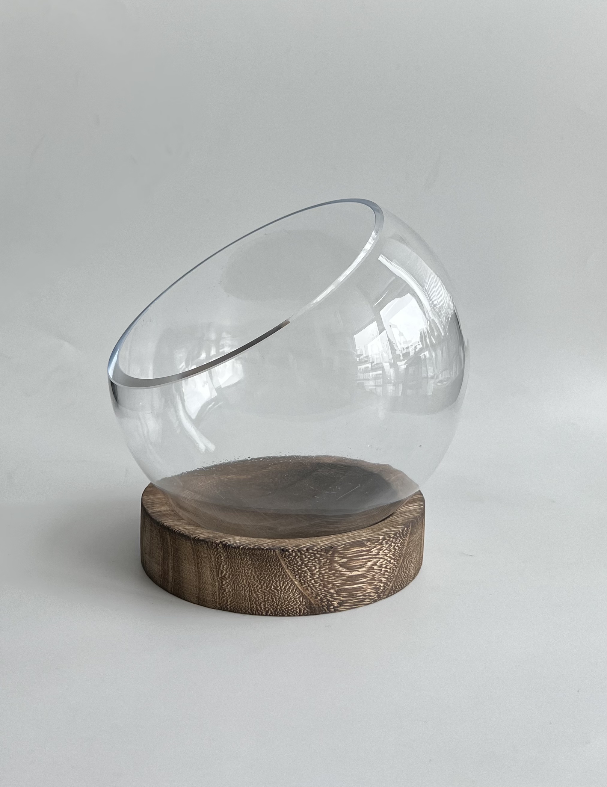 Glass hurricane