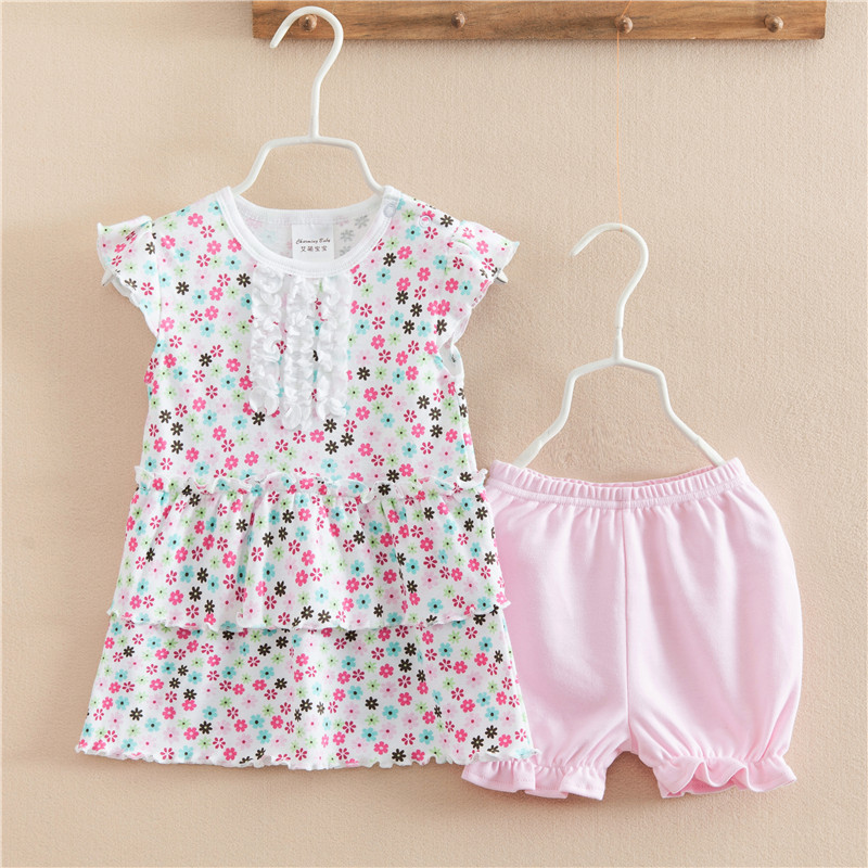 Babies clothes