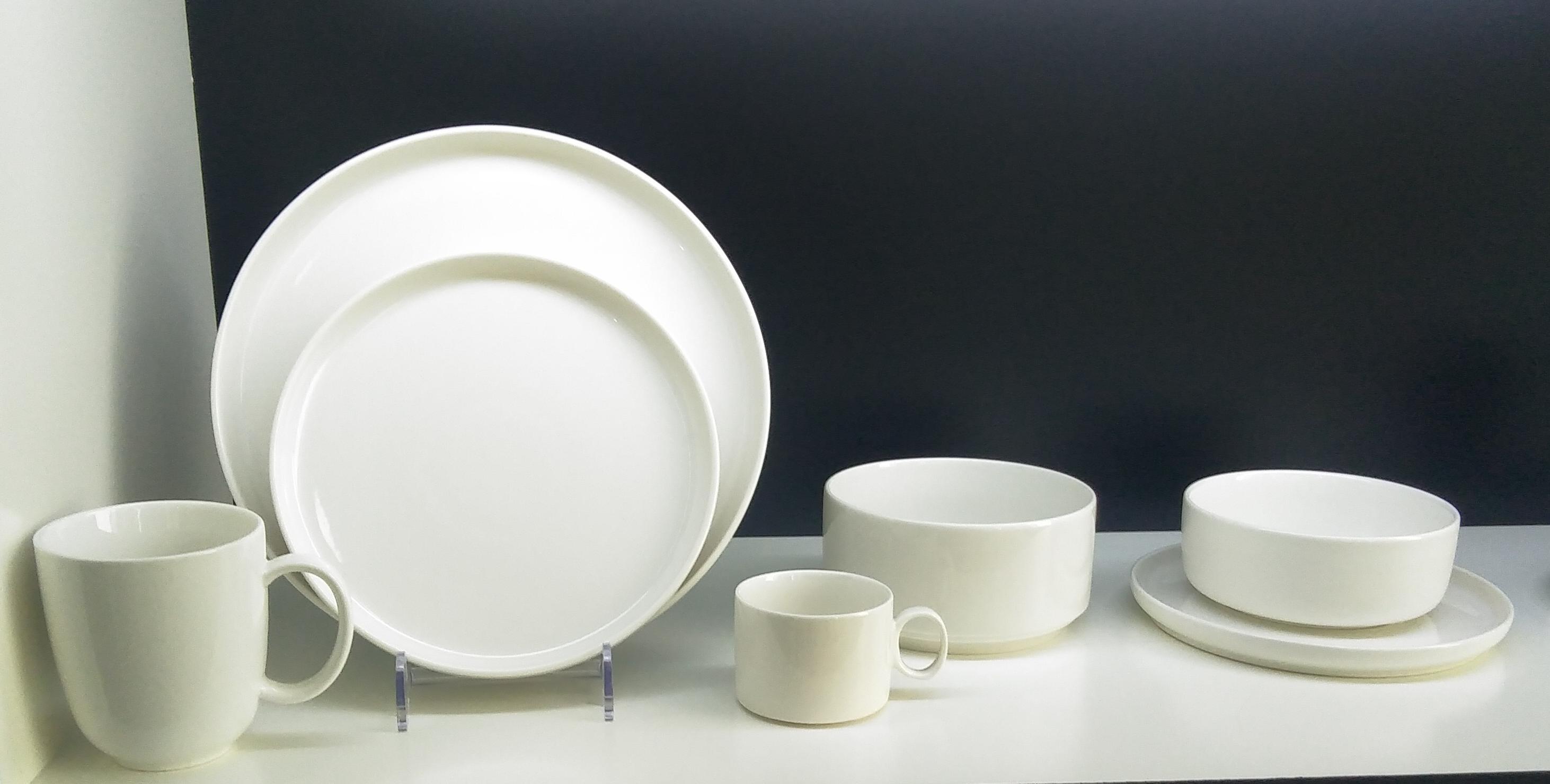 Intensified porcelainware