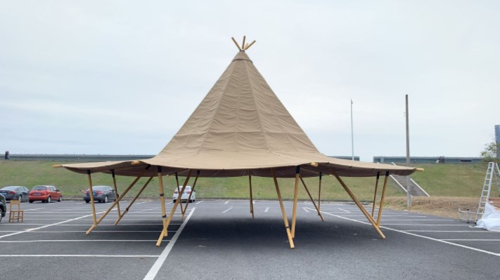 Hotel Tent