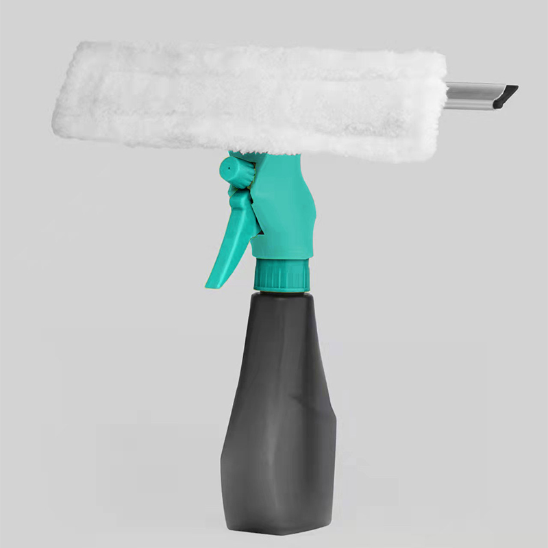 With clean bucket spray window cleaner LV-15