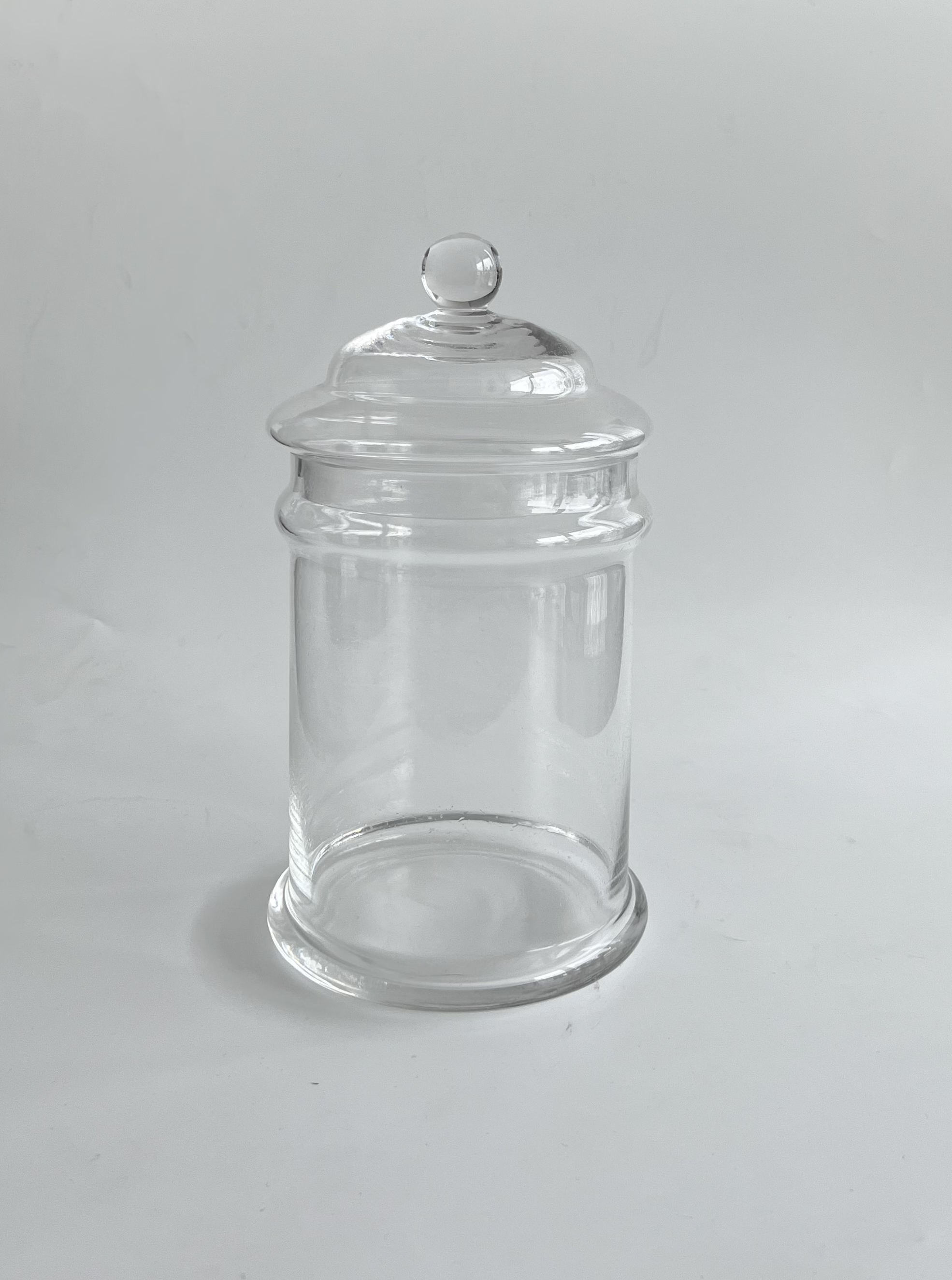Glass jar
