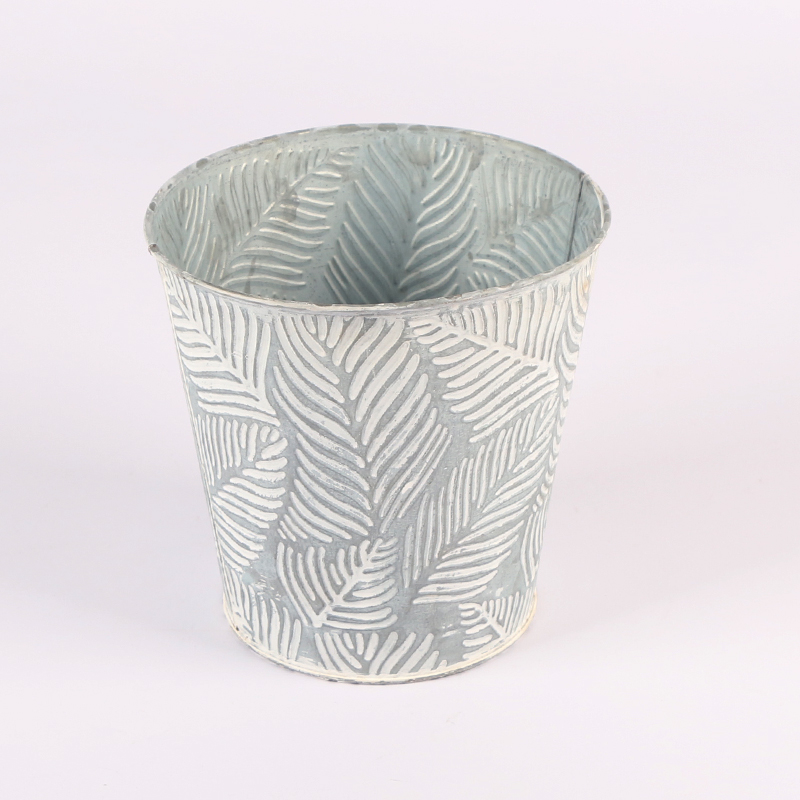 Metal flower pot