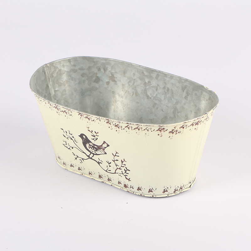 Metal flower pot