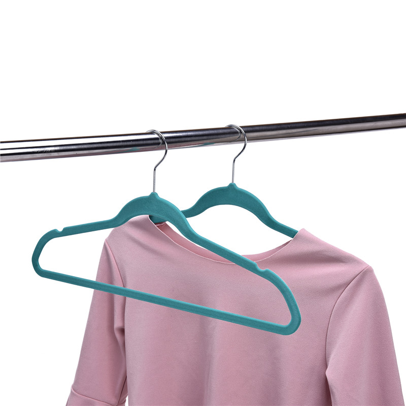 Velvet Hanger with Pants Bar