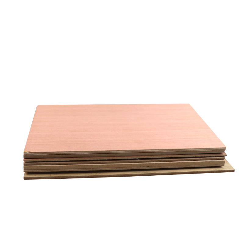 Melamine surface plywood