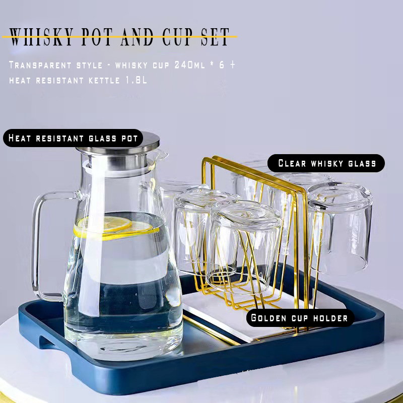 Whisky decanter set