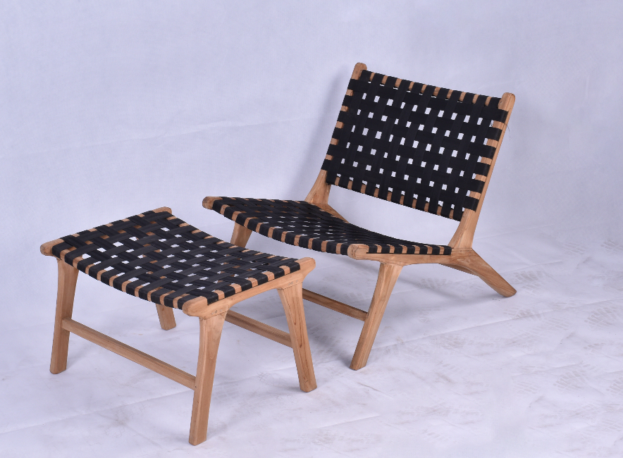 Outdoor lounge chair