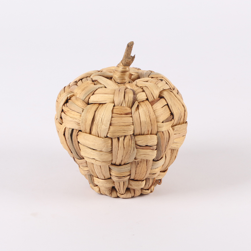 Grass apple