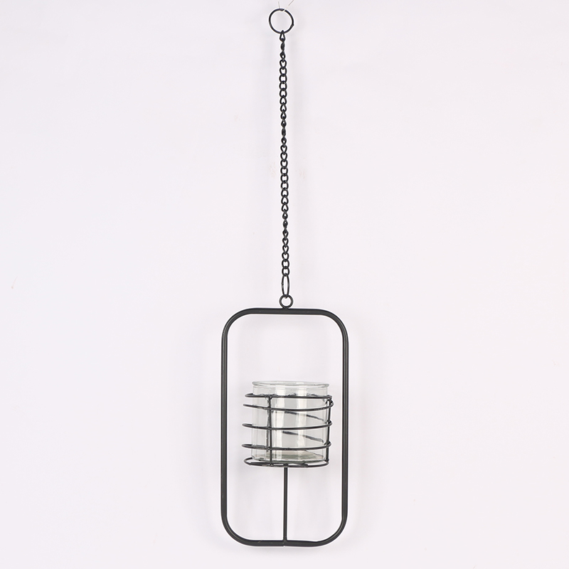 Storm lantern pendant