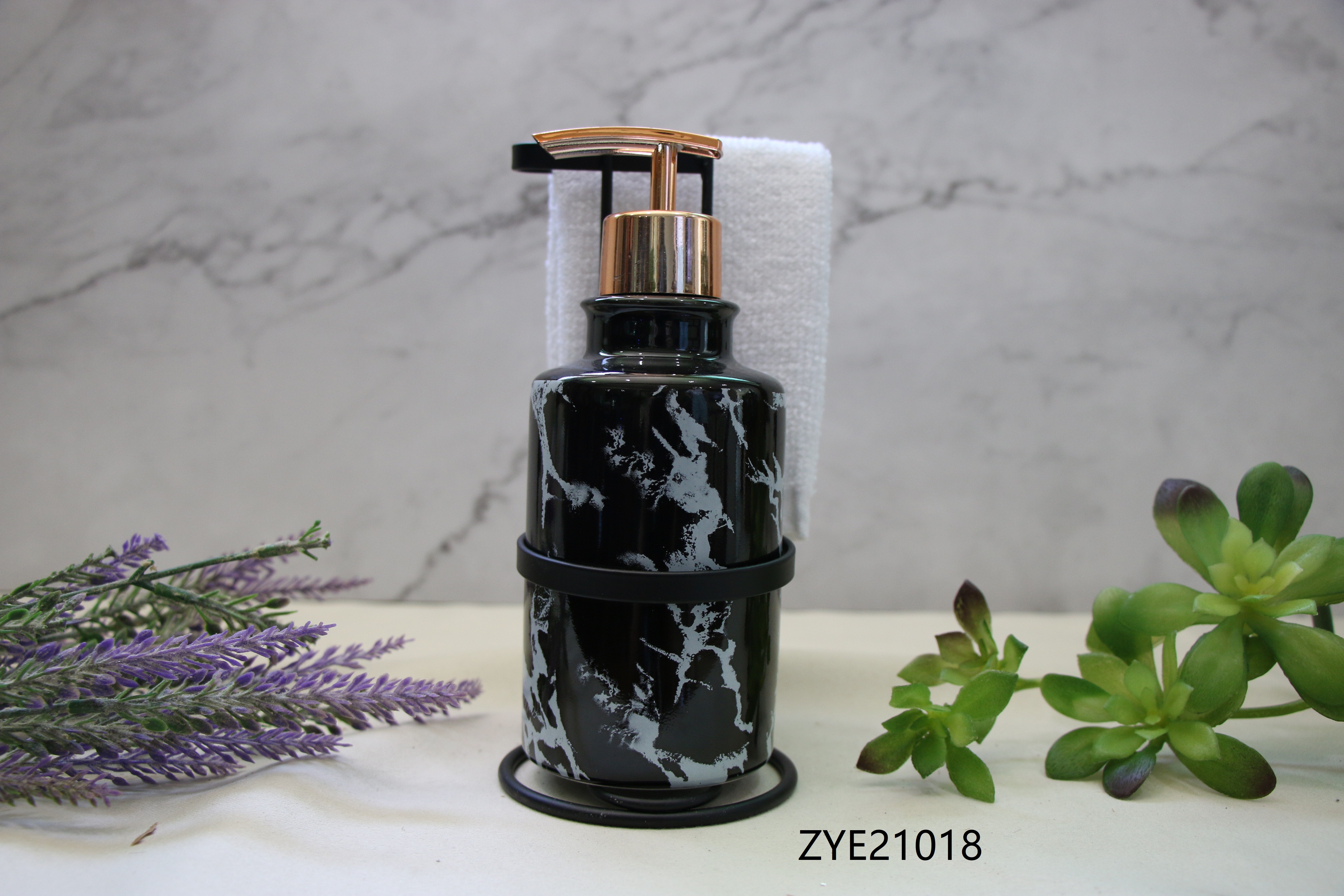 Lotion Dispenser with Soap dish &towel stand