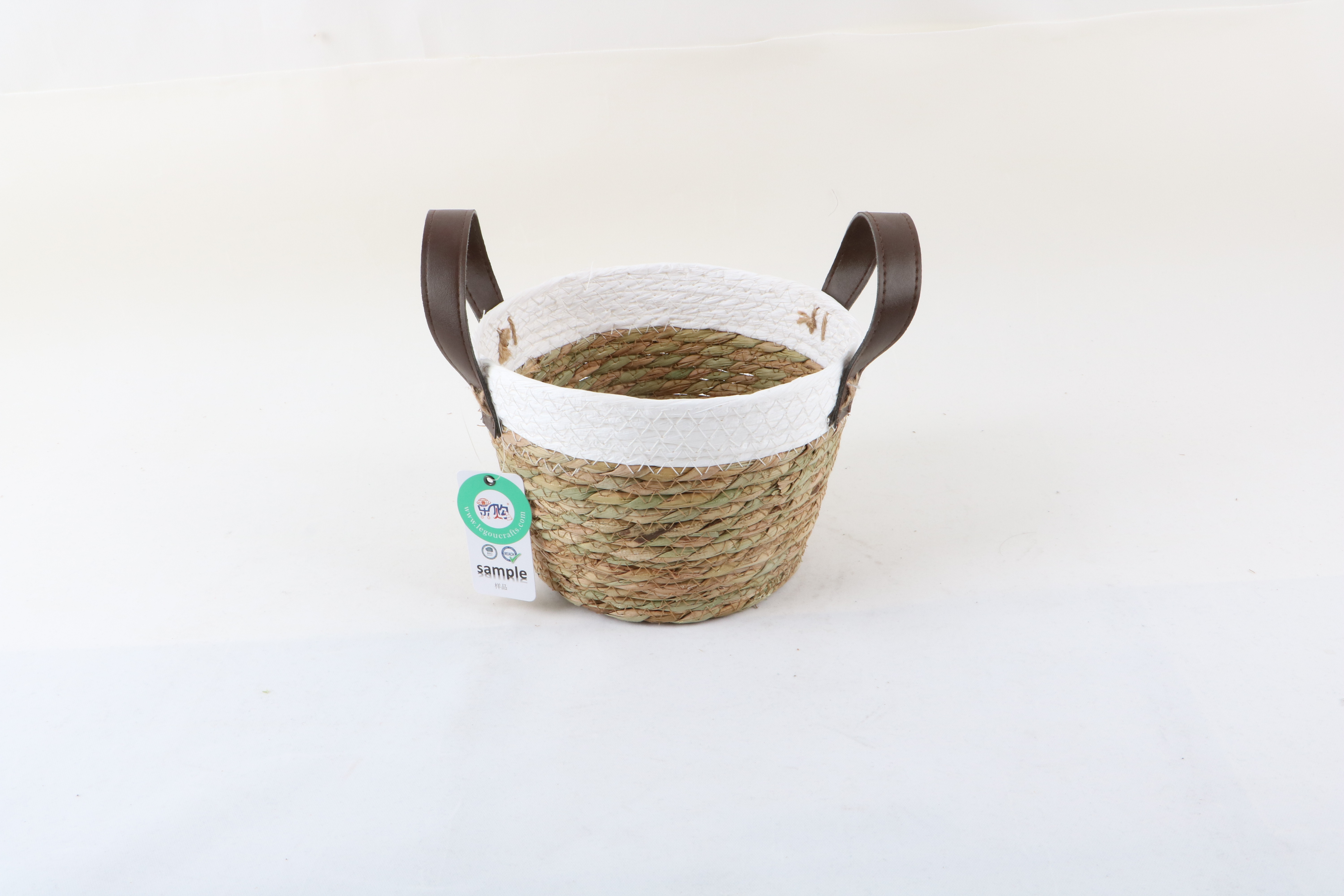 Storage basket