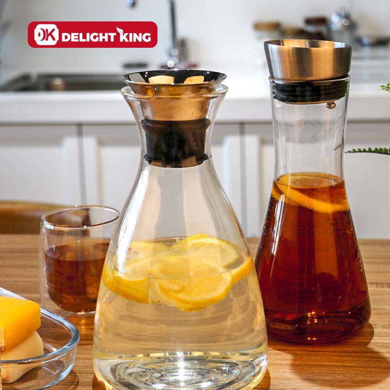 Glass beverage carafe with stainless steel lid glass water pitcher juice