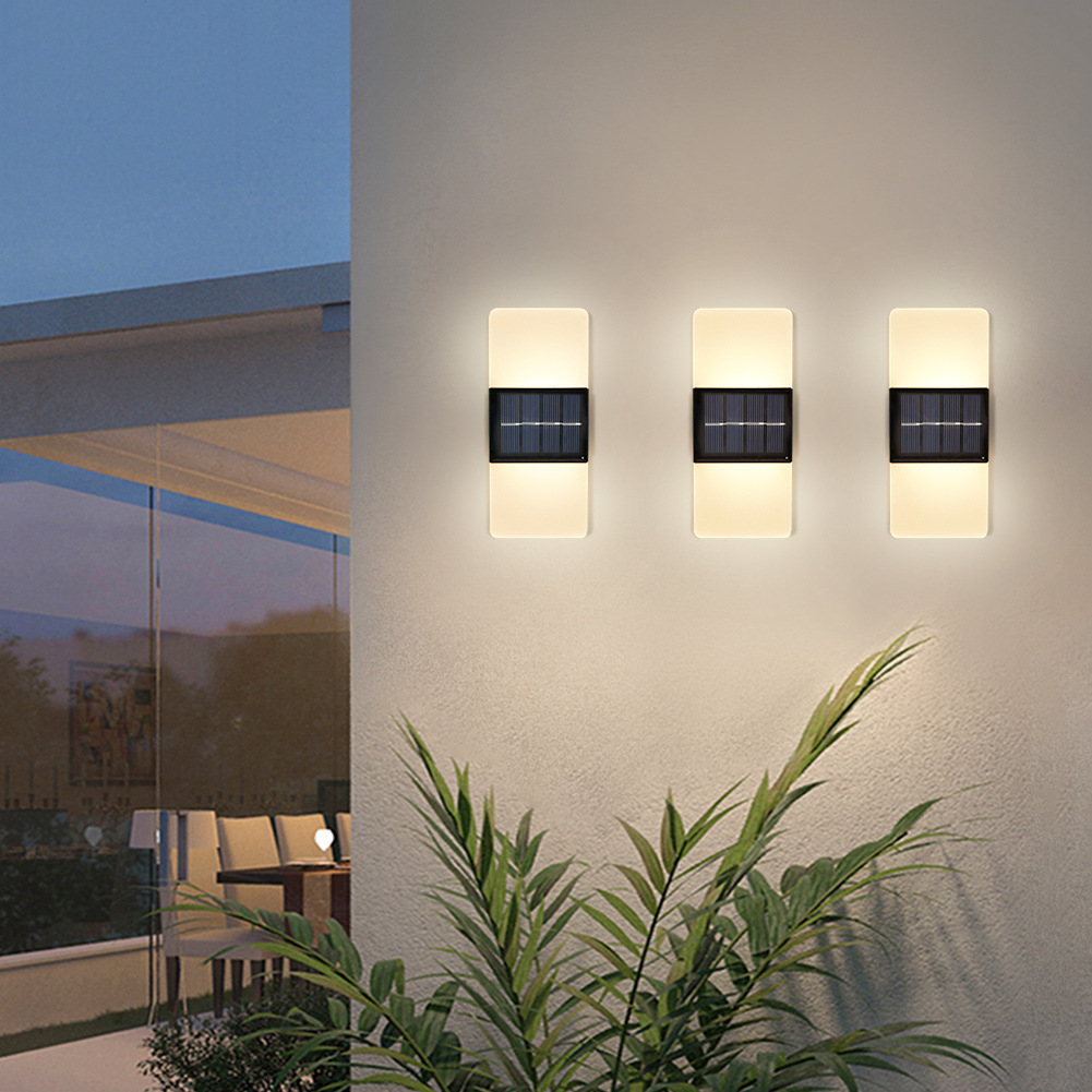 Solar wall lamp