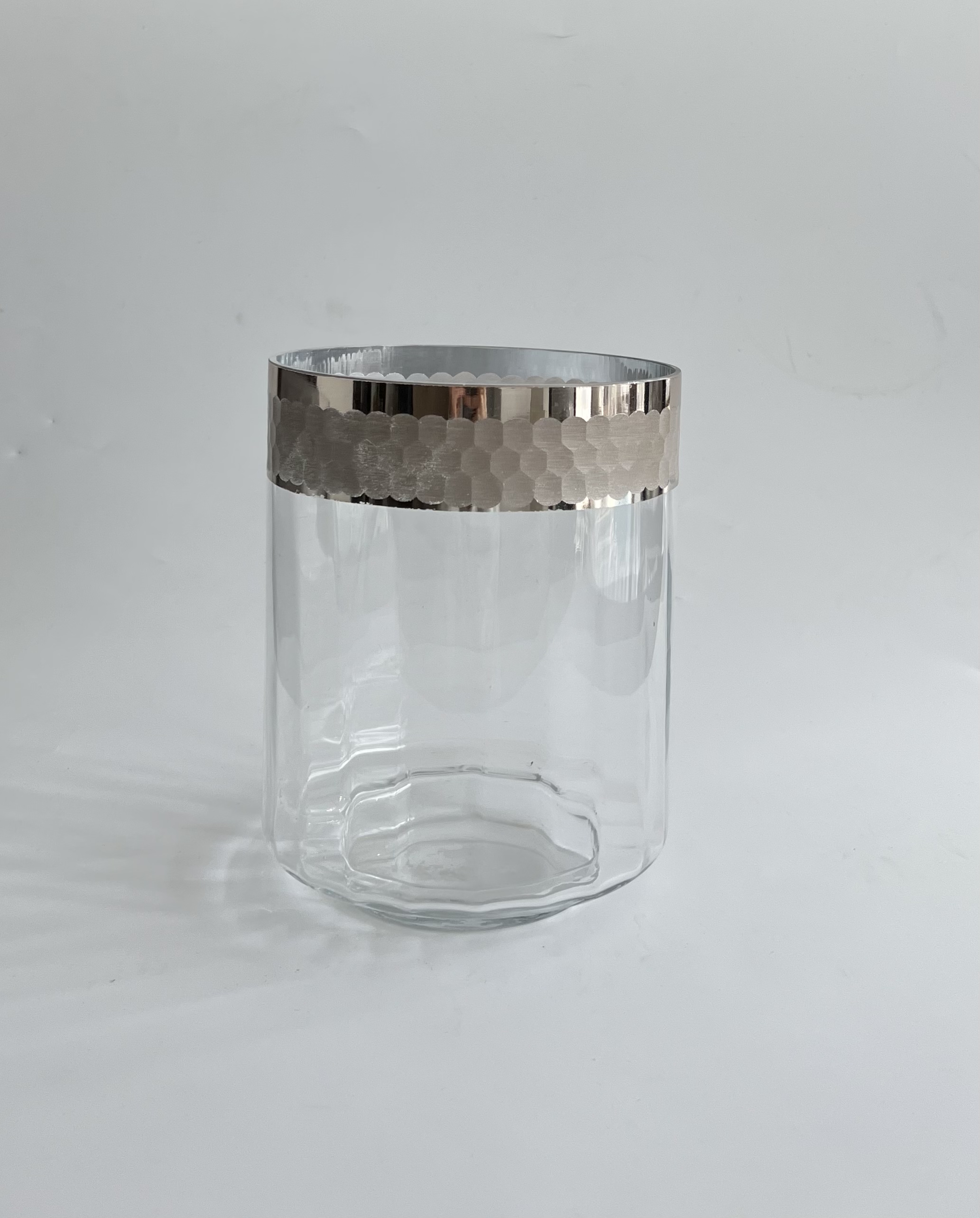 Glass vase