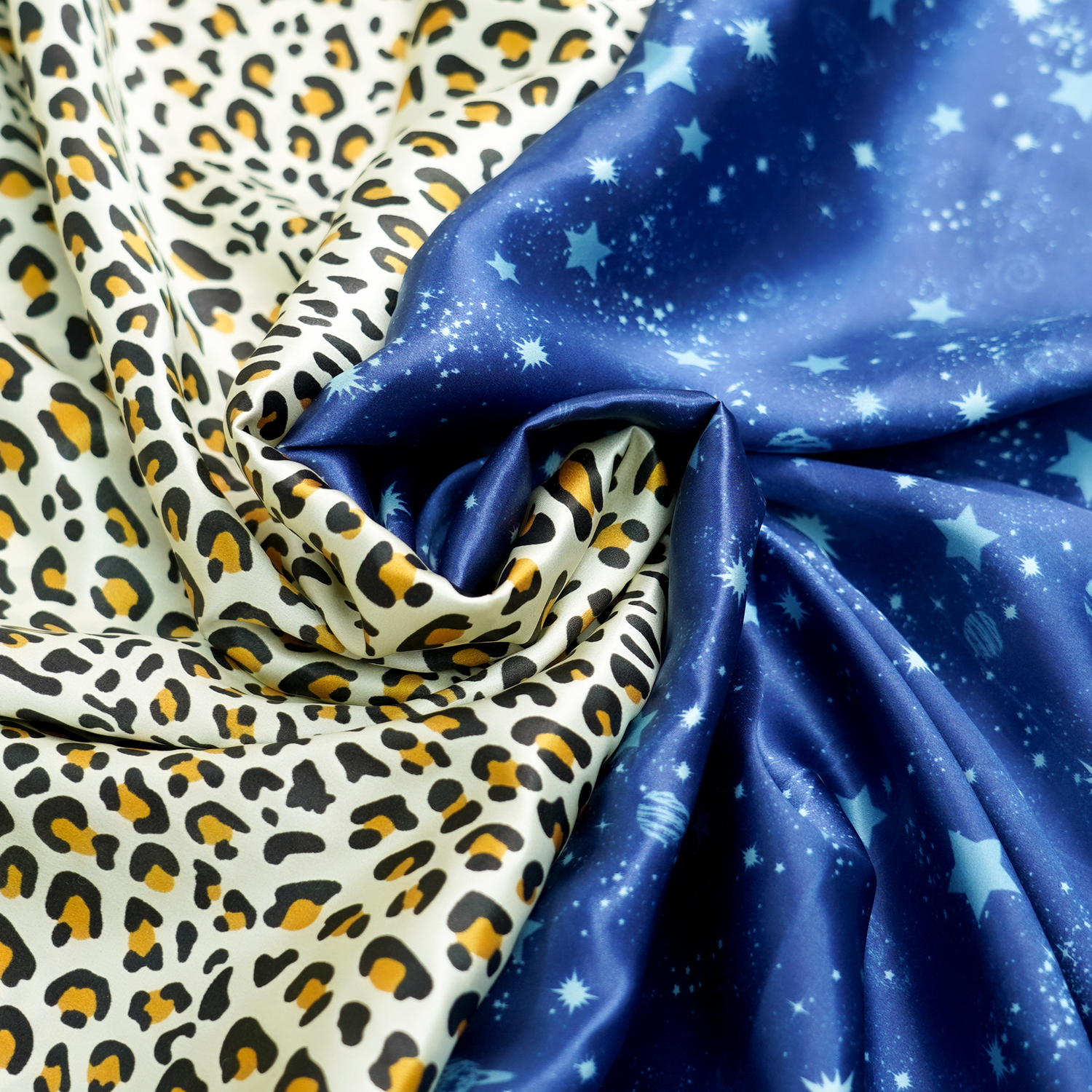 140cm Width Customized 16 Momme Silk Fabric Printed Silk Fabric