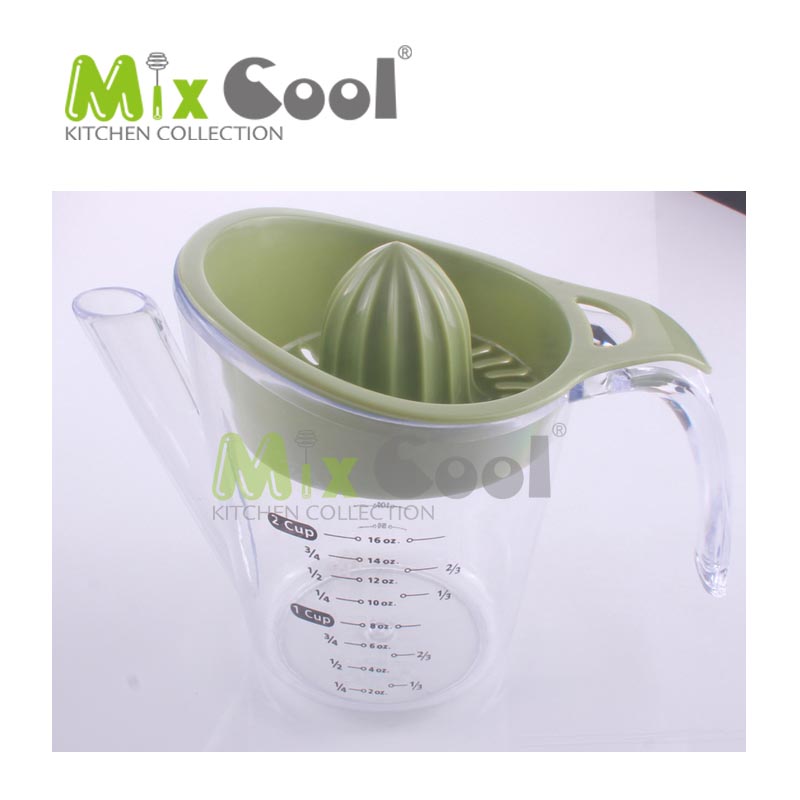 lemon squeezer
