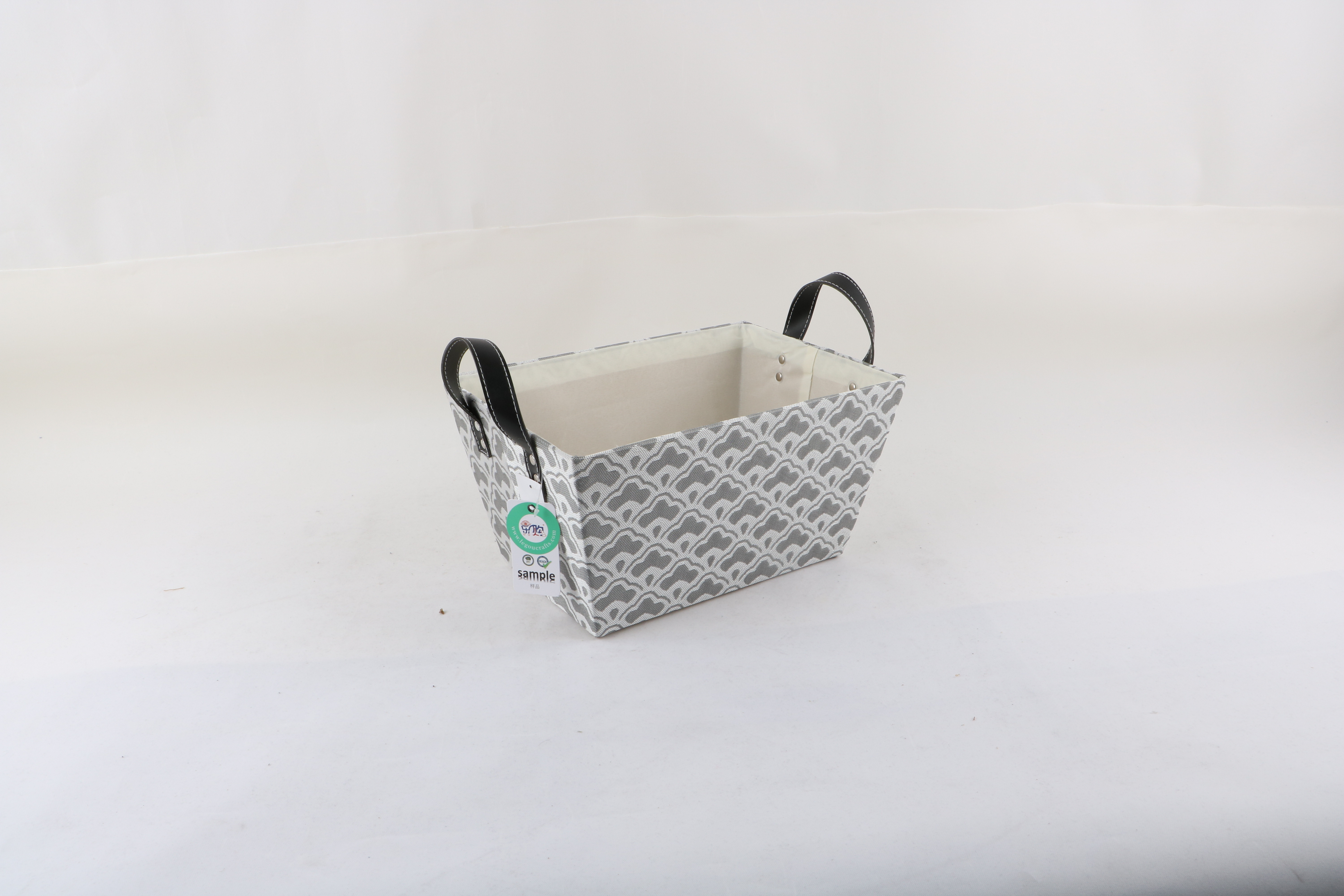 Storage basket