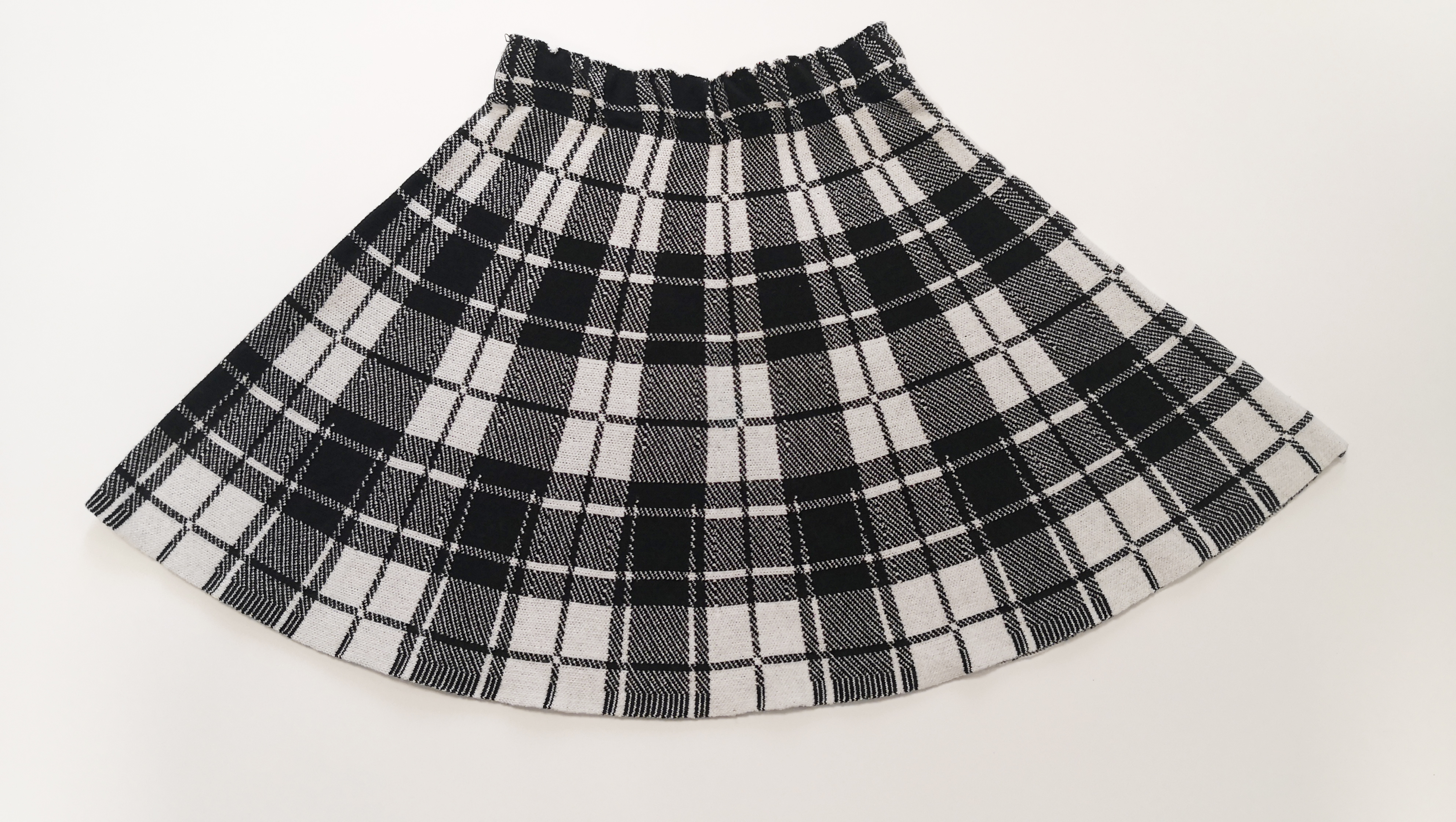 Girl's knitted dress