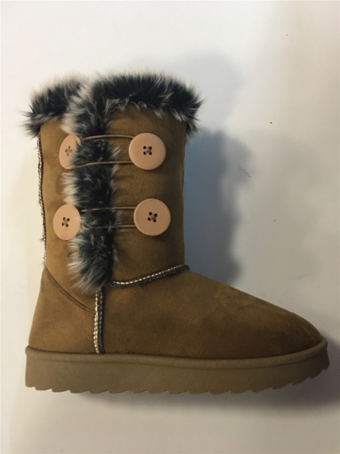 Snow boots