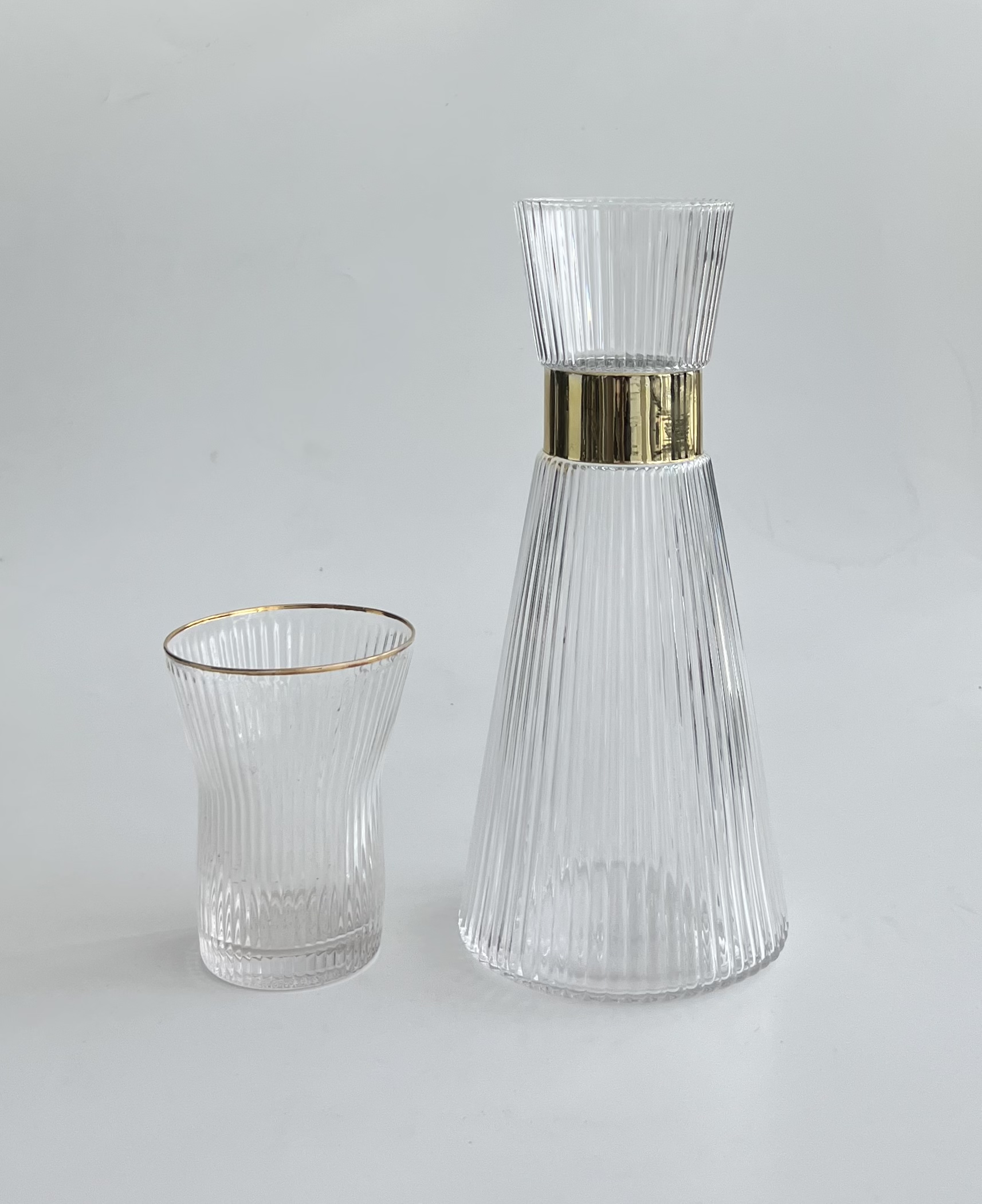 Glassware/jug