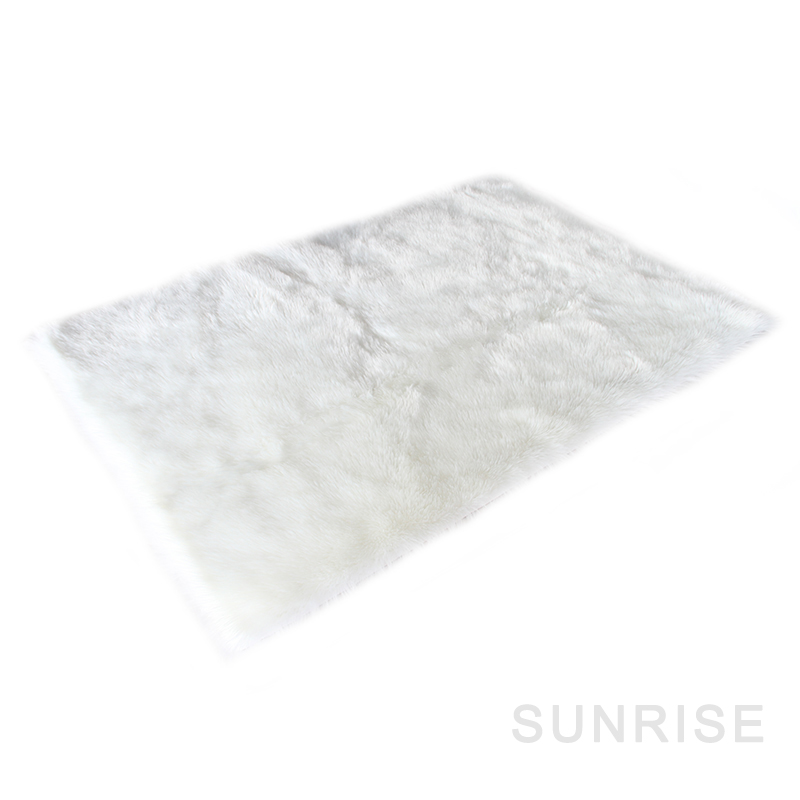 Faux Fur sheep skin rug