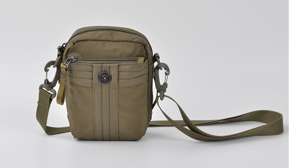 2022 Original Factory Waterproof Nylon Light Men Double-duty Waist bag Shoulder bag