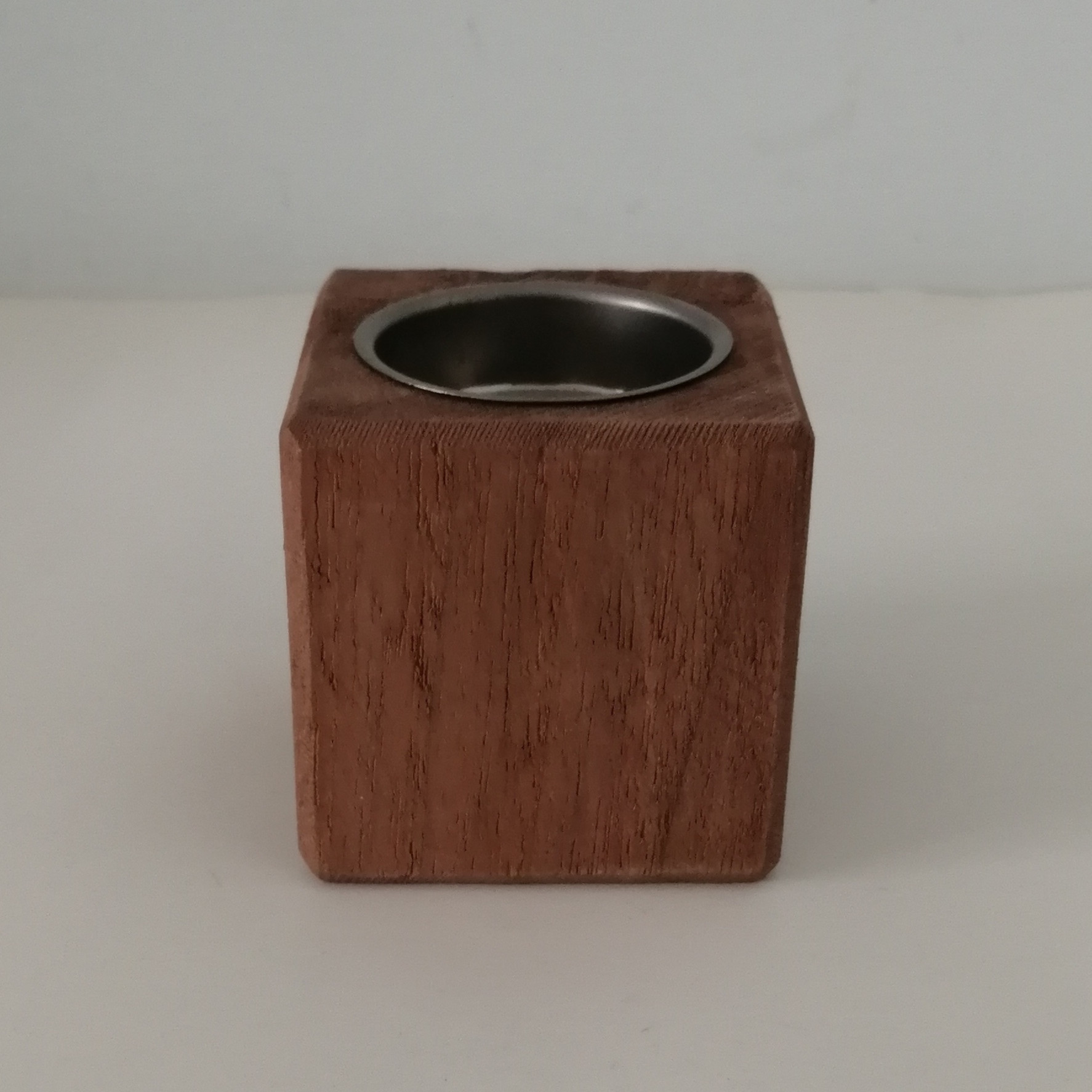 Wooden tealight holder