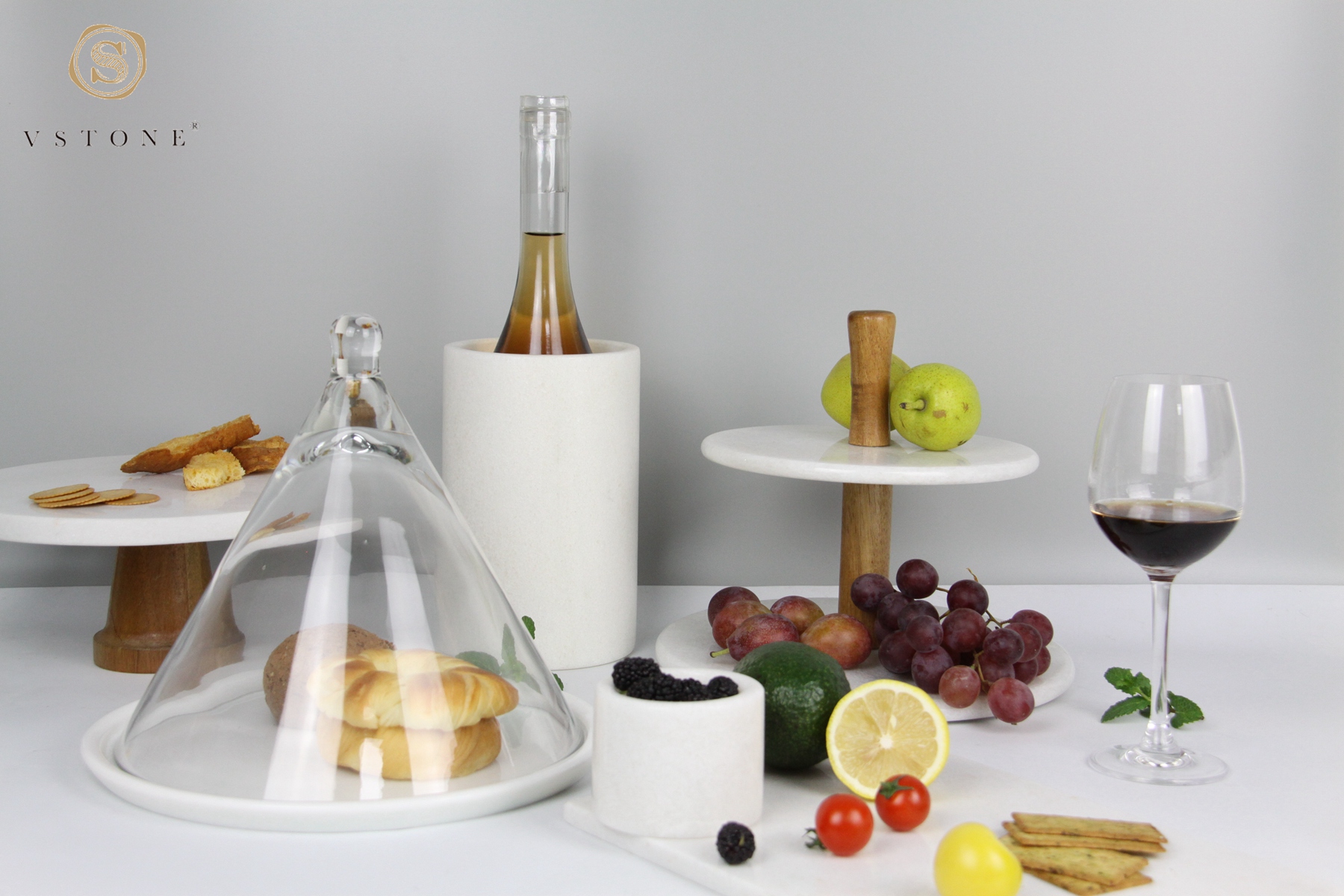 White grey marble cheese dome