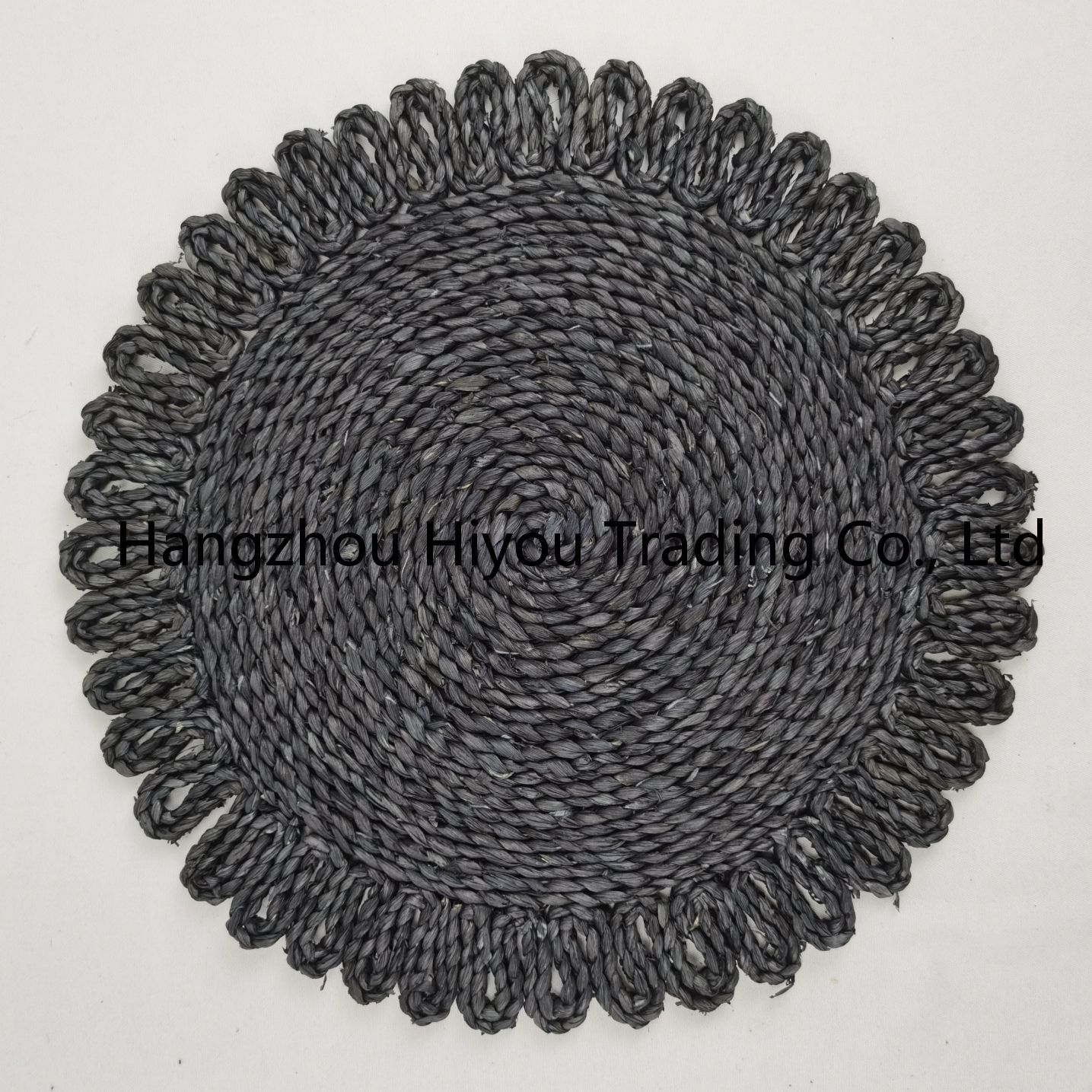 Natural grass woven placemat