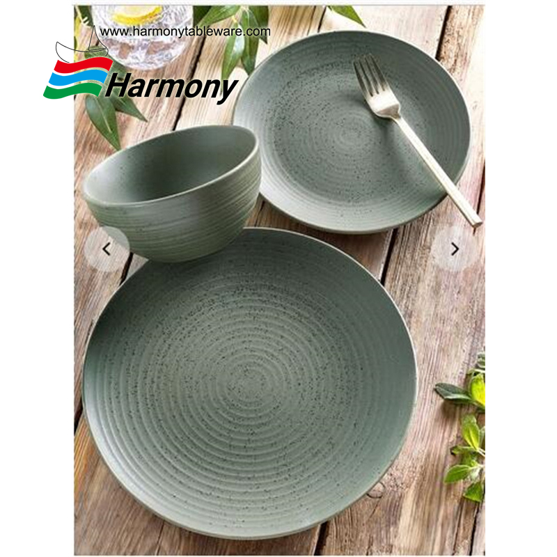 Stoneware embossed circle dinner set