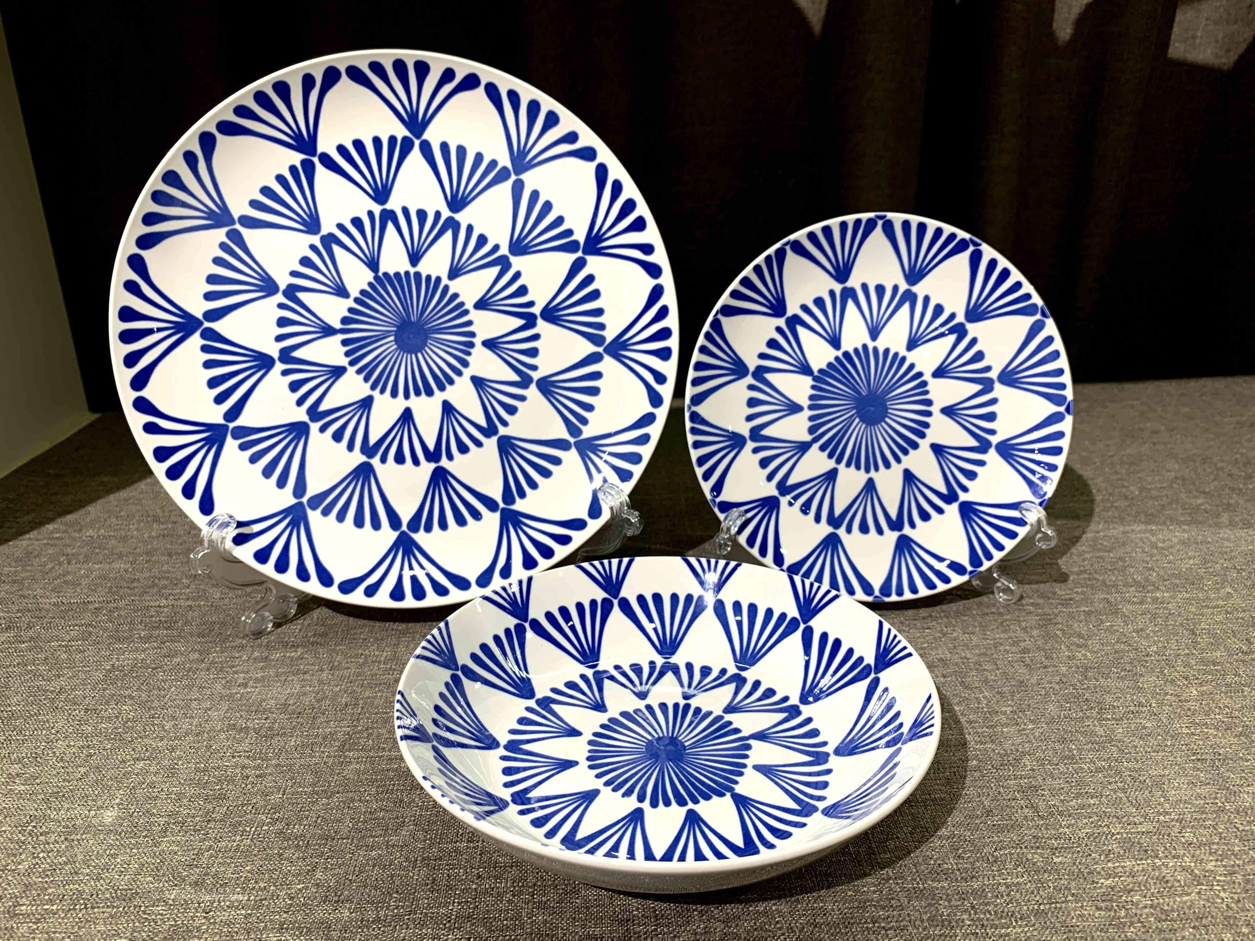 18pc padprint dinner set