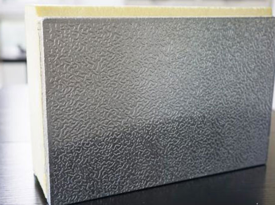 Single-sided aluminium foil polyurethane sandwich ceiling