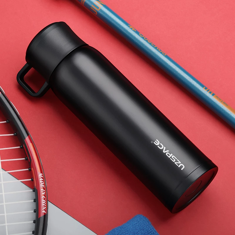 Stainless steel water bottle