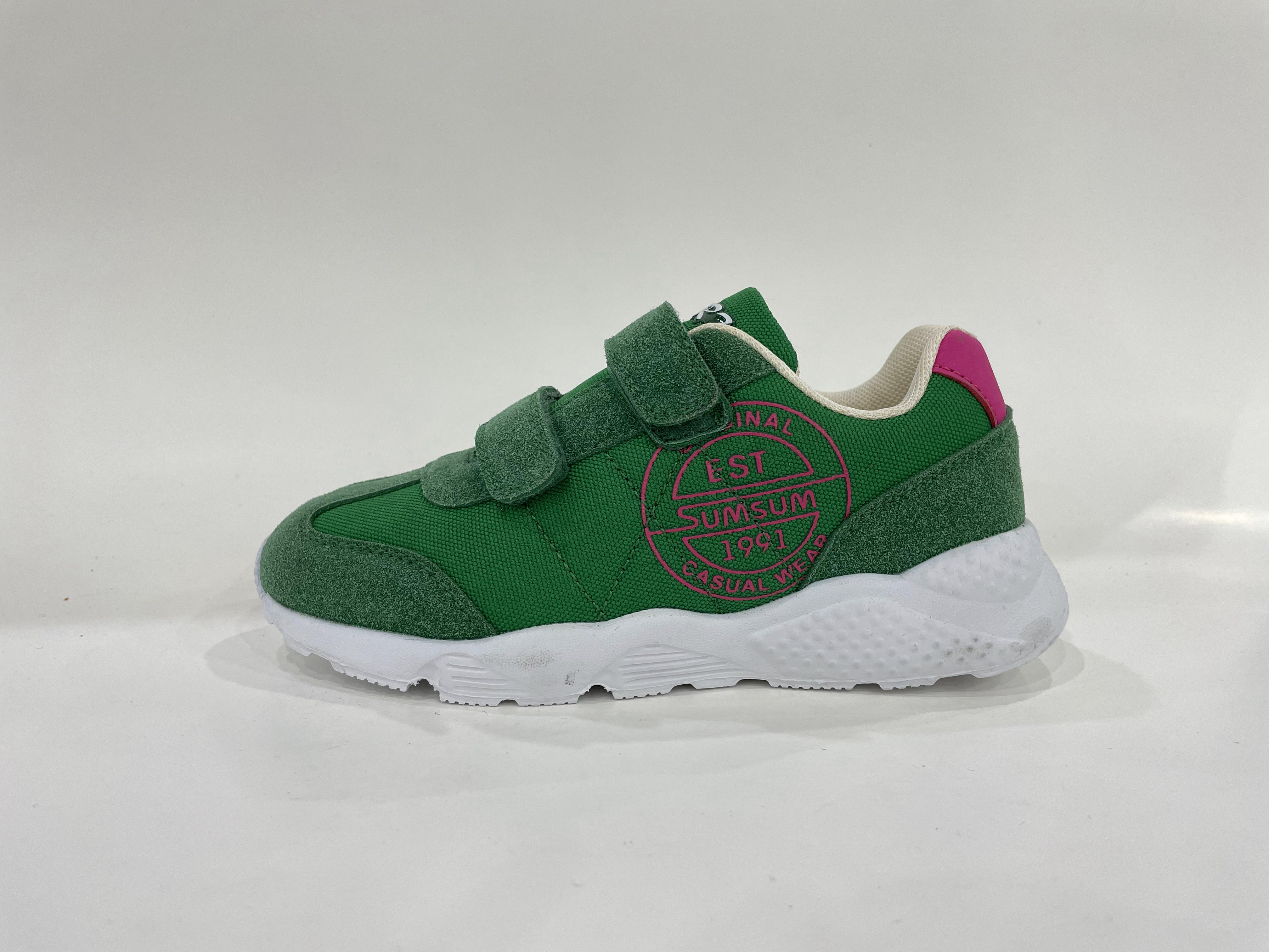 Kids sneakers