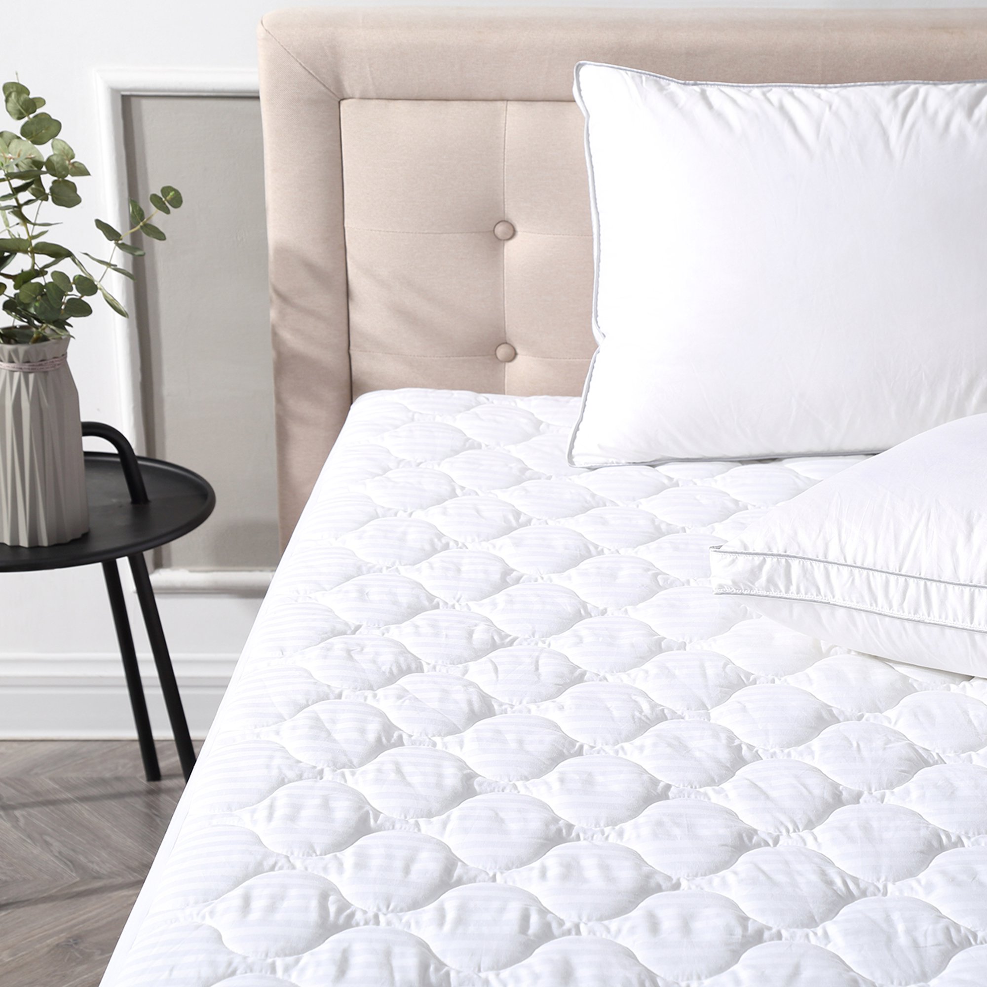 Cotton/Poly Mattress Protector