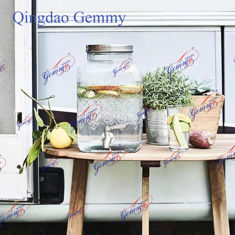 Glass dispenser,glass dispenser with tray