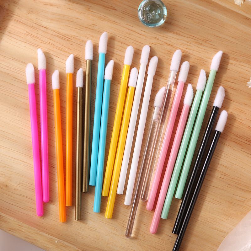 Single Lipstick Makeup Brush Portable Mini Lip Brush Makeup Tool Disposable solid lip brush stick