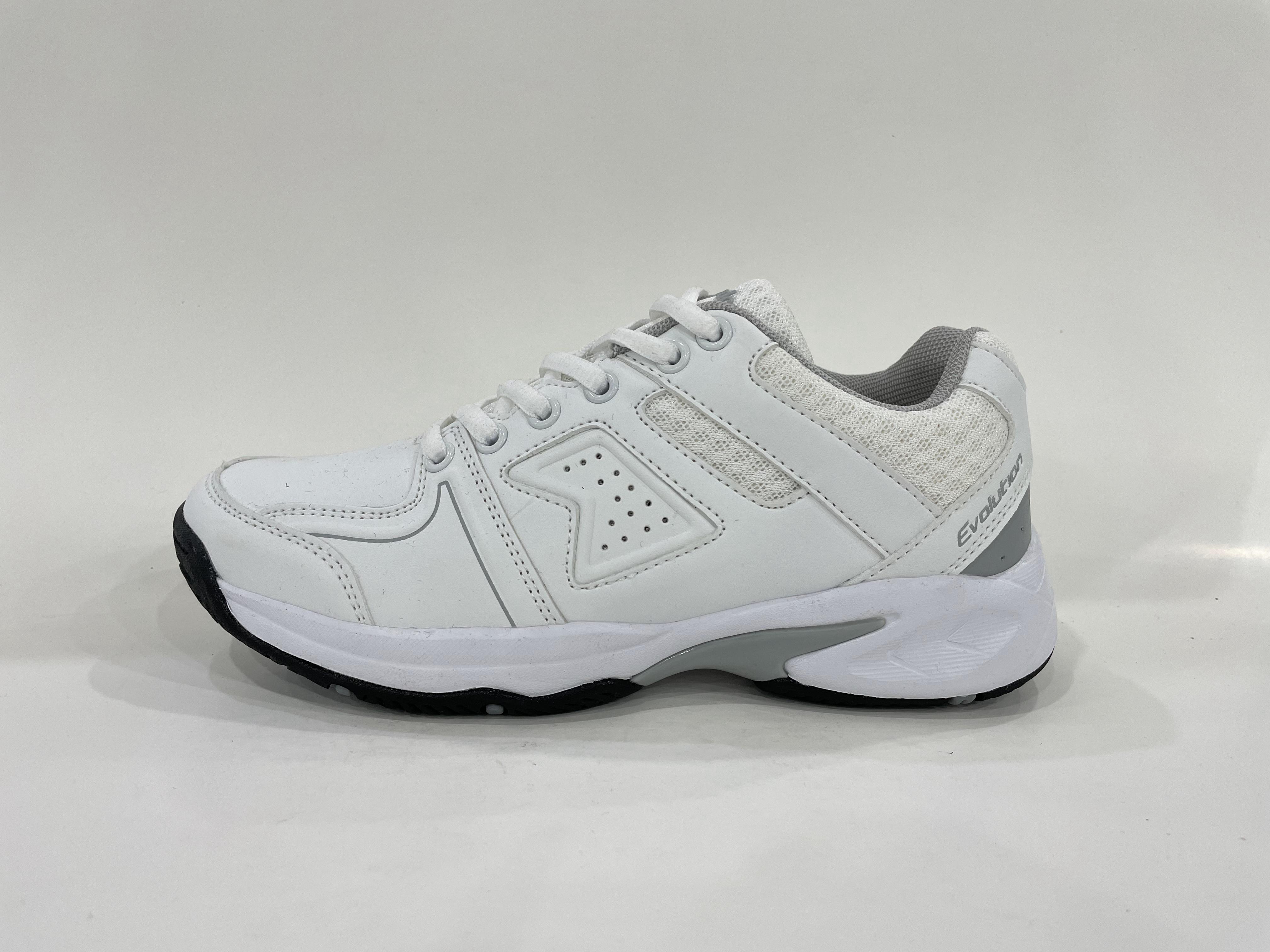 Sport shoe